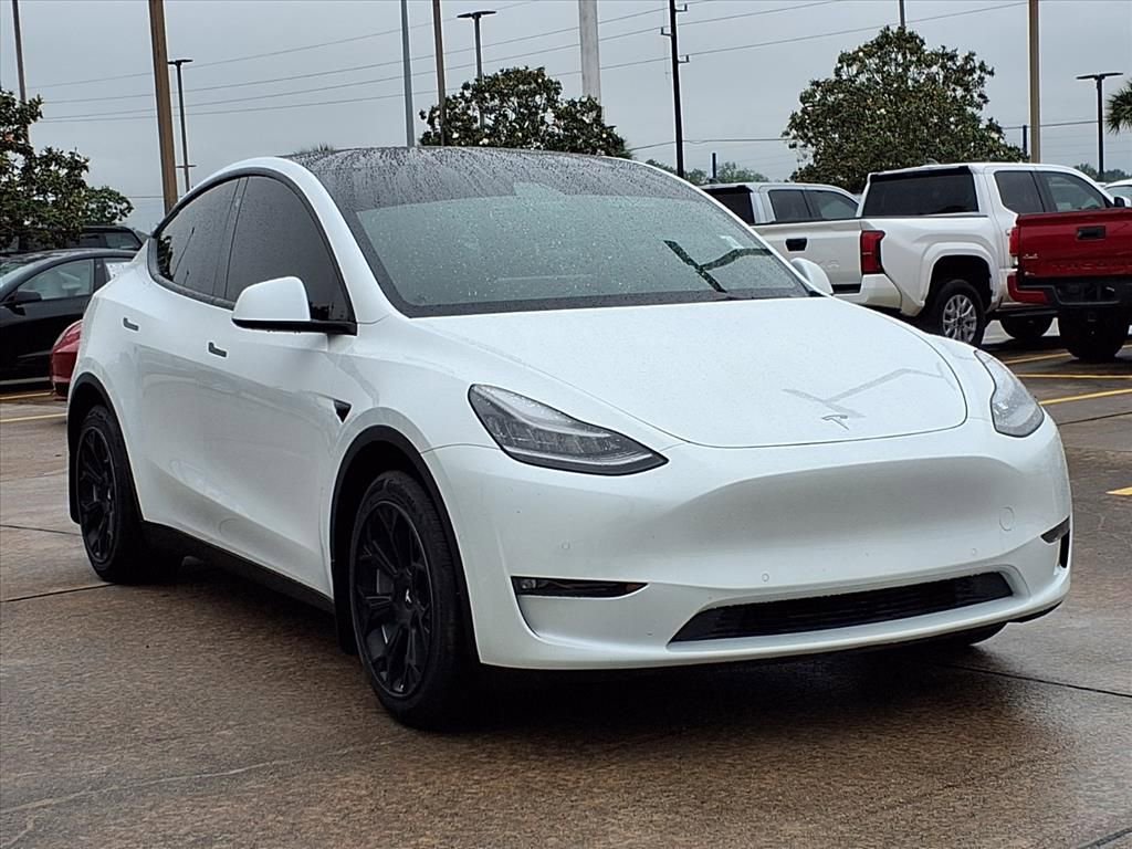 Used 2021 Tesla Model Y Long Range AWD/4WD image 7