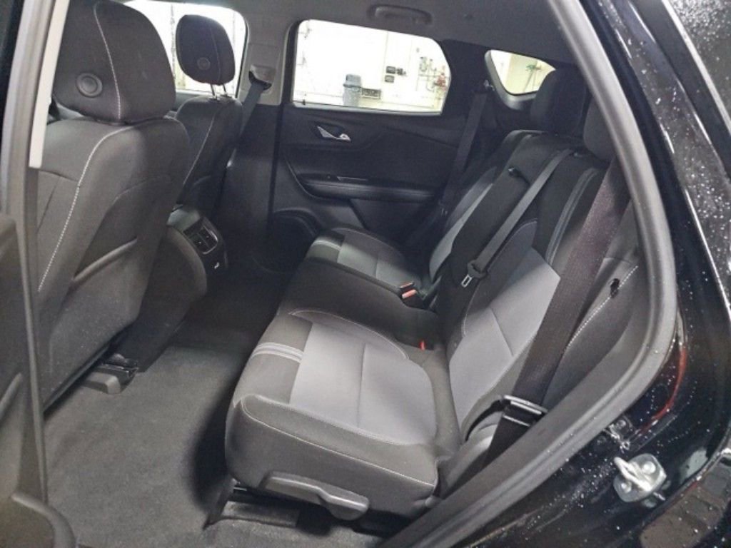 Used 2025 Chevrolet Blazer LT AWD/4WD image 13