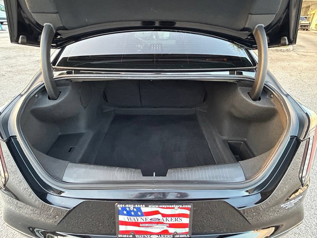 Used 2023 Cadillac CT4 V w/ Technology Package RWD image 32