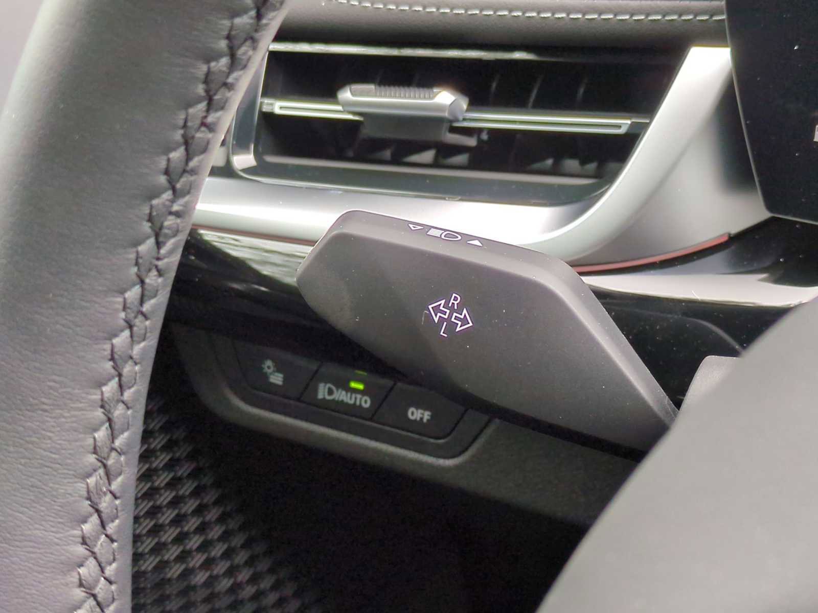 New 2026 BMW X1 xDrive28i w/ Technology Package image 28