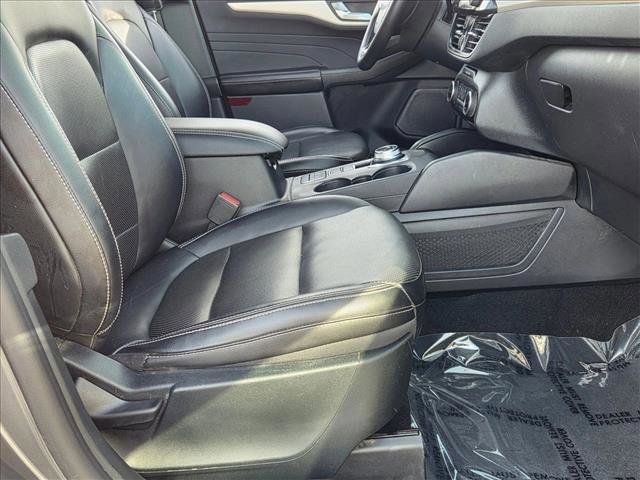 Used 2022 Ford Escape SEL w/ Technology Package image 20