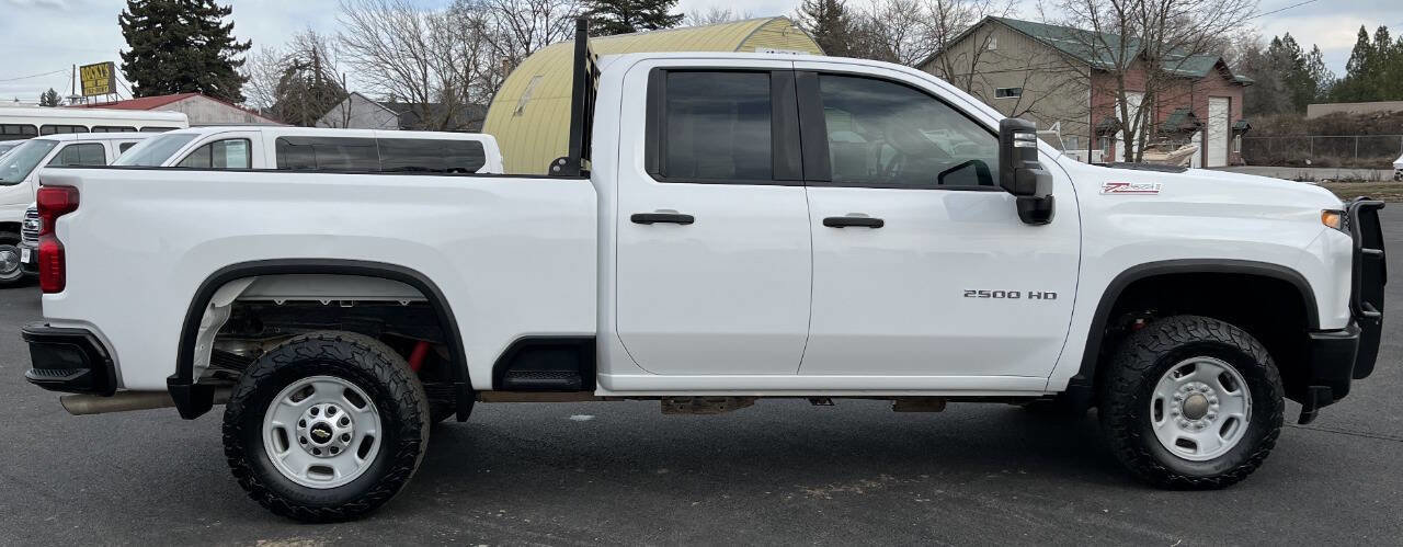 Used 2021 Chevrolet Silverado 2500 W/T w/ WT Convenience Package AWD/4WD image 4