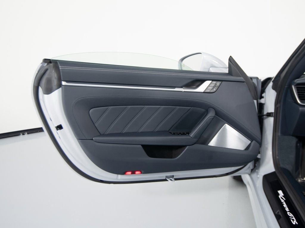 Certified 2026 Porsche 911 Carrera GTS image 18