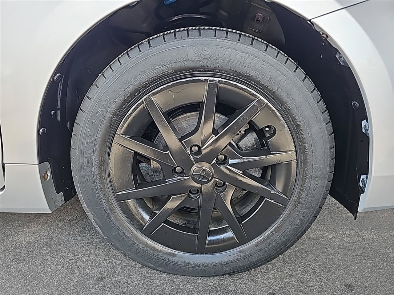 Used 2016 Toyota Prius V Three FWD image 17