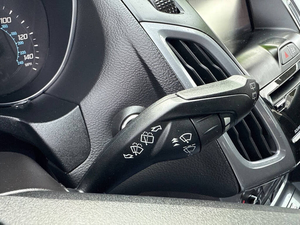 Used 2014 Ford Focus Titanium image 37