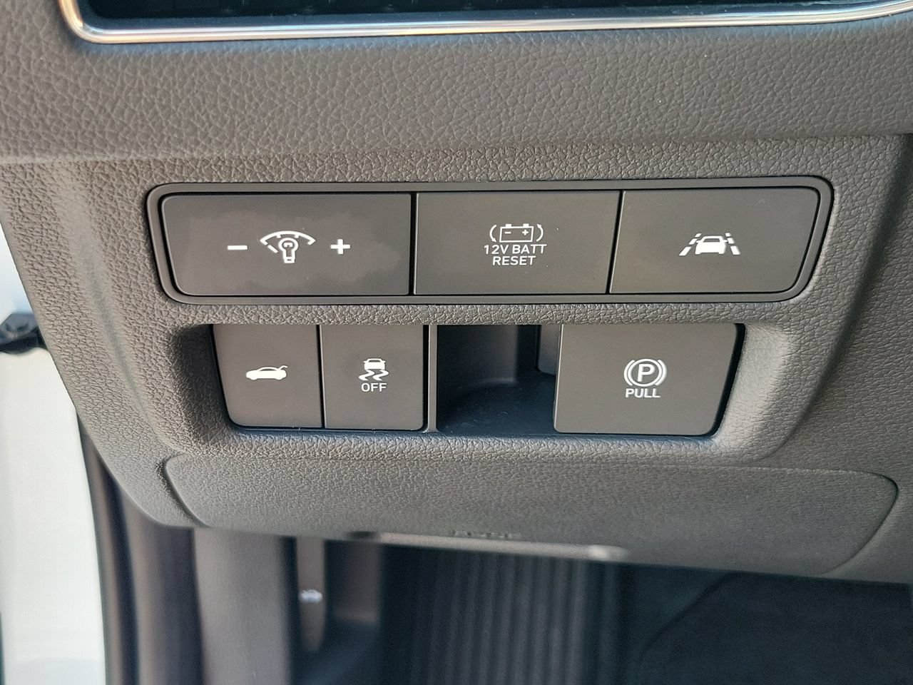 Used 2022 Hyundai Sonata Limited FWD image 31