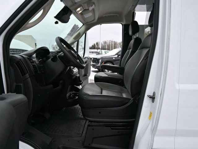 Used 2024 RAM ProMaster 2500 w/ Convenience Group image 15