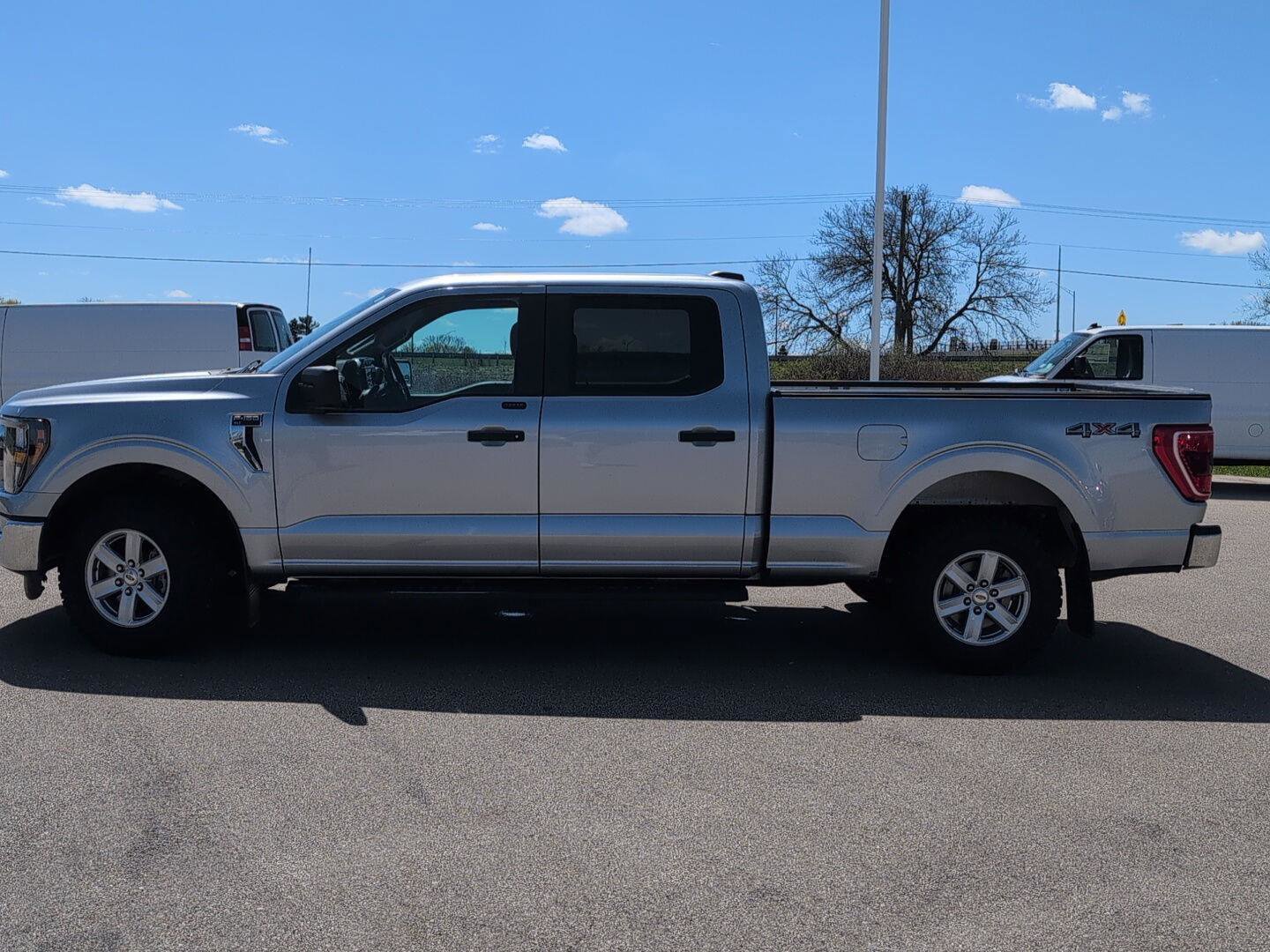 Used 2023 Ford F150 XLT image 2