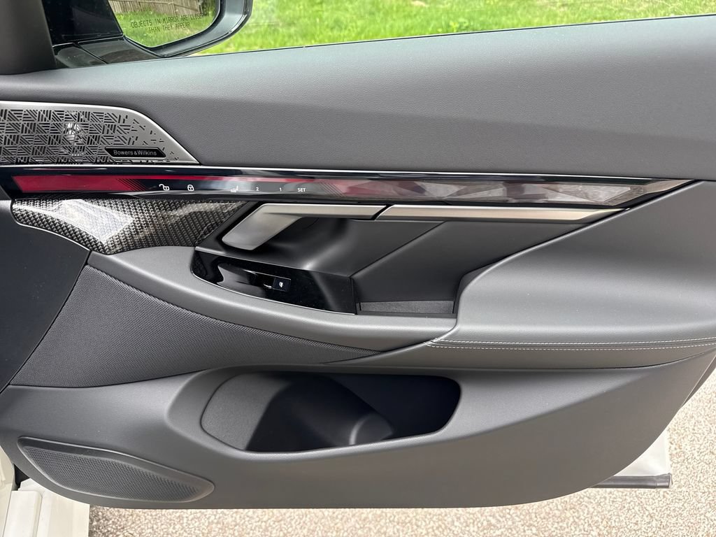 New 2027 BMW M5 Touring AWD/4WD image 28
