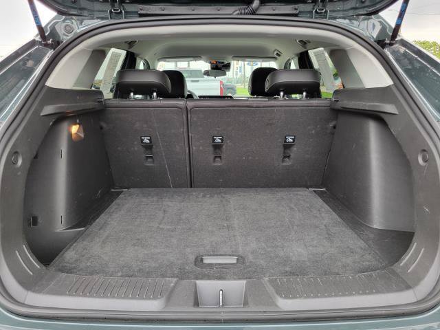 Used 2025 Chevrolet Trax LT FWD image 30