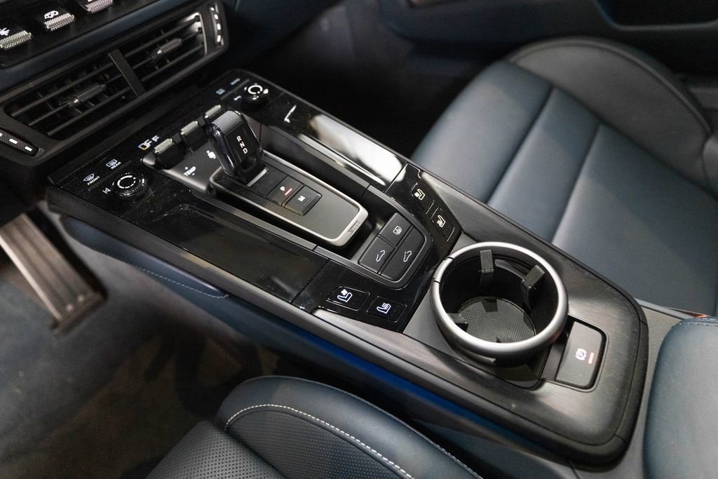 Certified 2025 Porsche 911 Carrera GTS RWD image 24