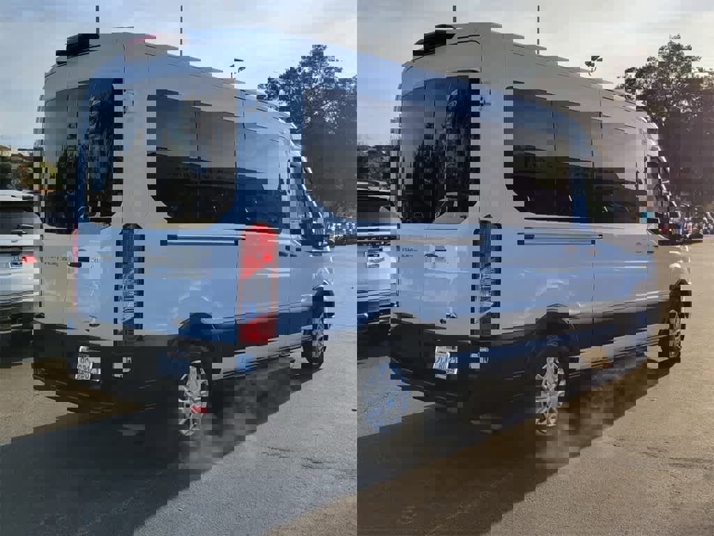 Used 2022 Ford Transit 350 XLT image 6