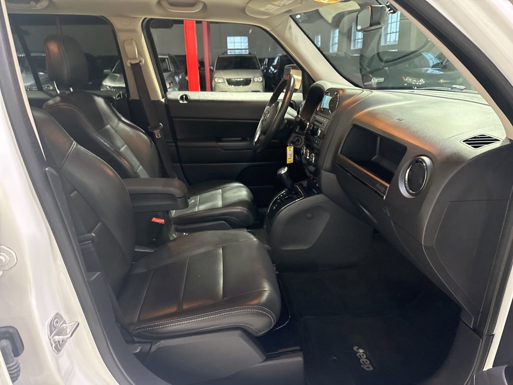 Used 2015 Jeep Patriot High Altitude image 34