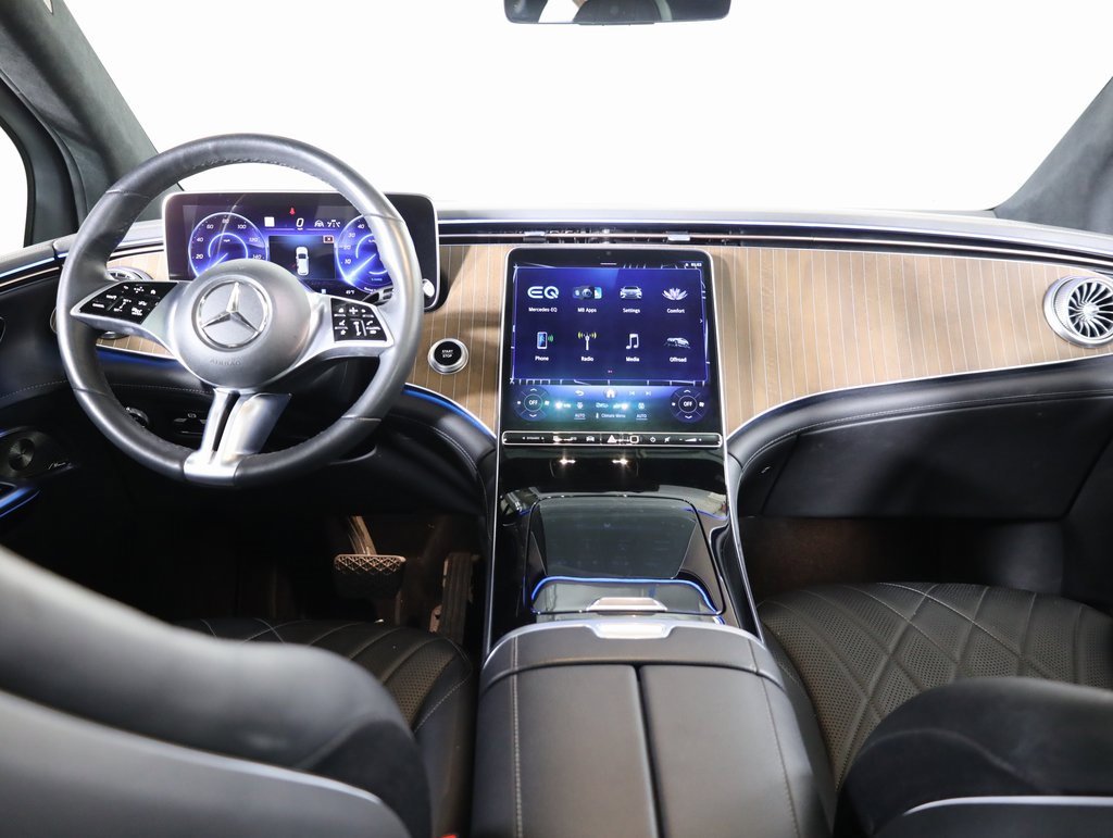Used 2023 Mercedes-Benz EQE 500 4MATIC SUV w/ Pinnacle Trim Package image 39