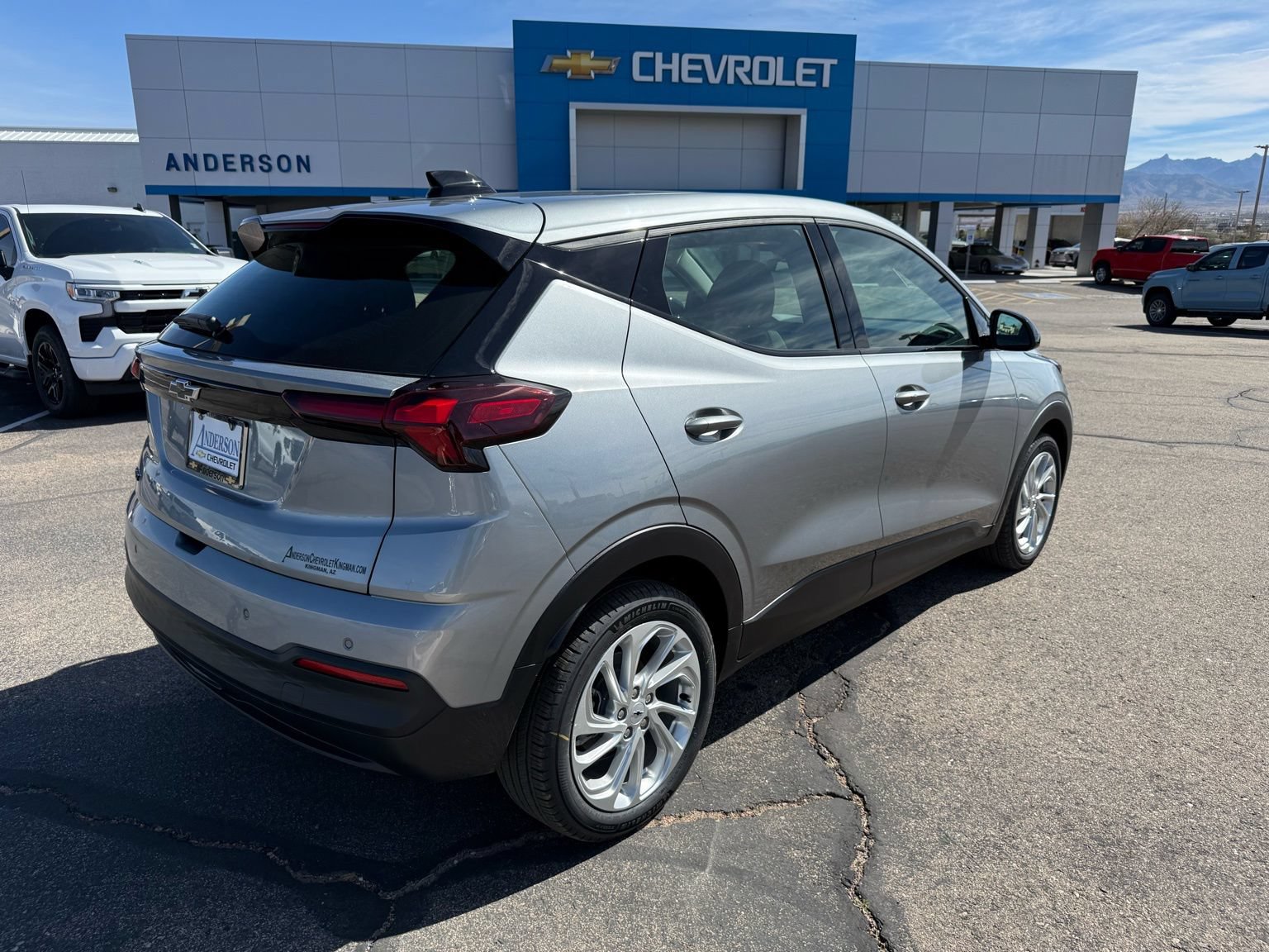 New 2027 Chevrolet Bolt LT w/ Comfort Package FWD image 5