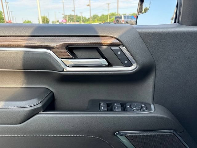 Used 2024 Chevrolet Silverado 1500 LT AWD/4WD image 12