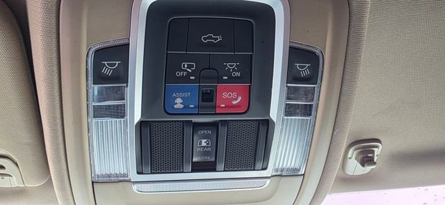 Used 2019 RAM 1500 Laramie image 23