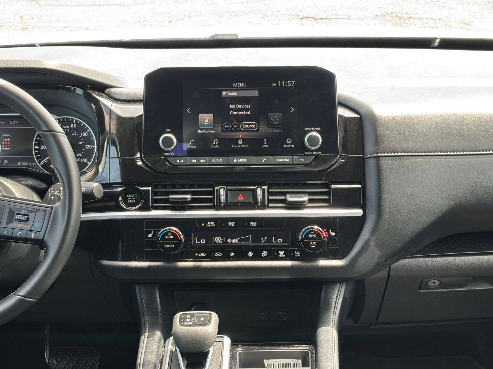 Used 2025 Nissan Pathfinder SV FWD image 17