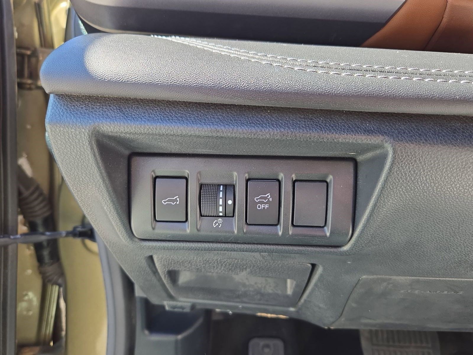 Used 2020 Subaru Outback Touring XT image 17