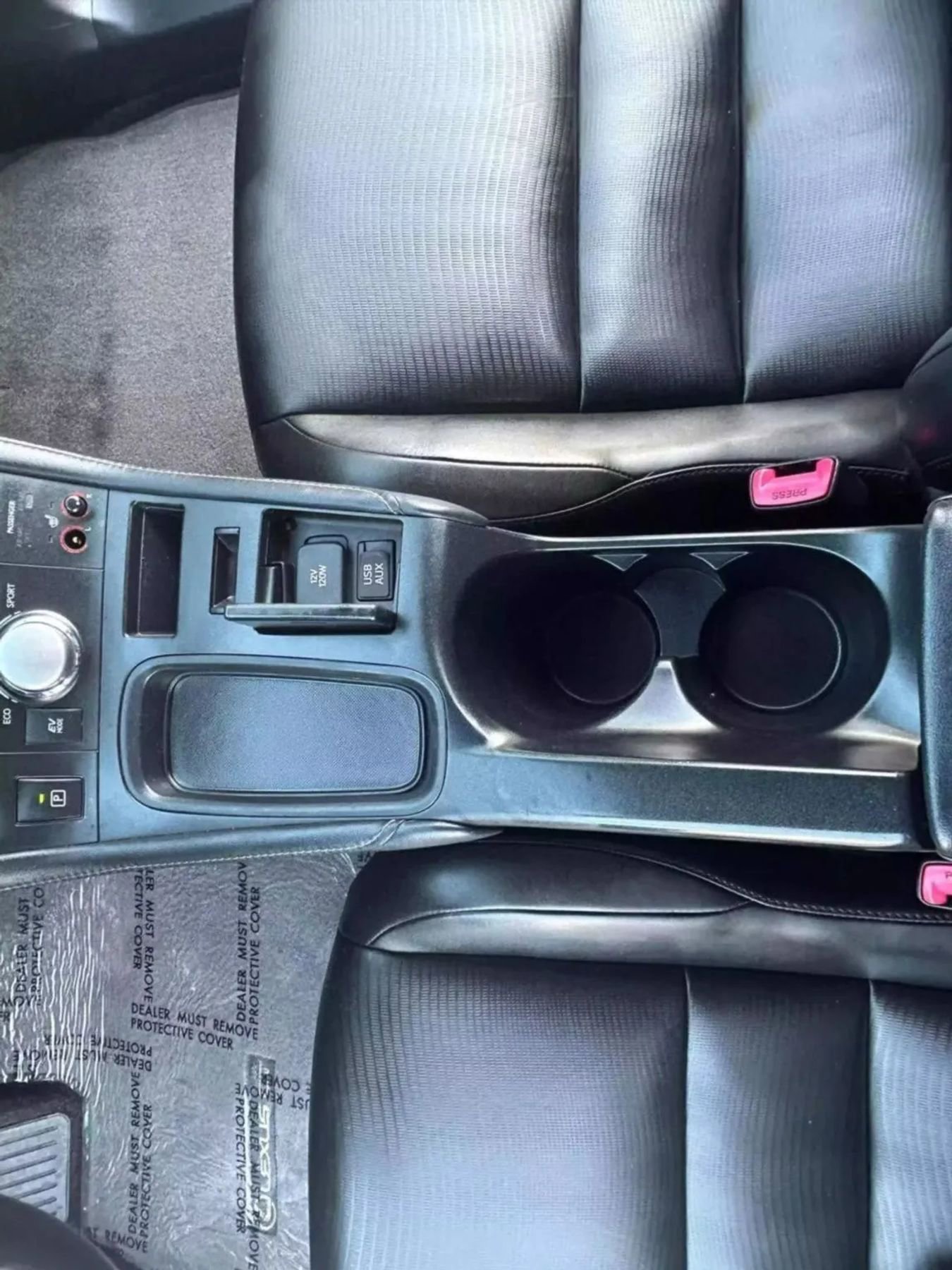 Used 2011 Lexus CT 200h Premium image 8