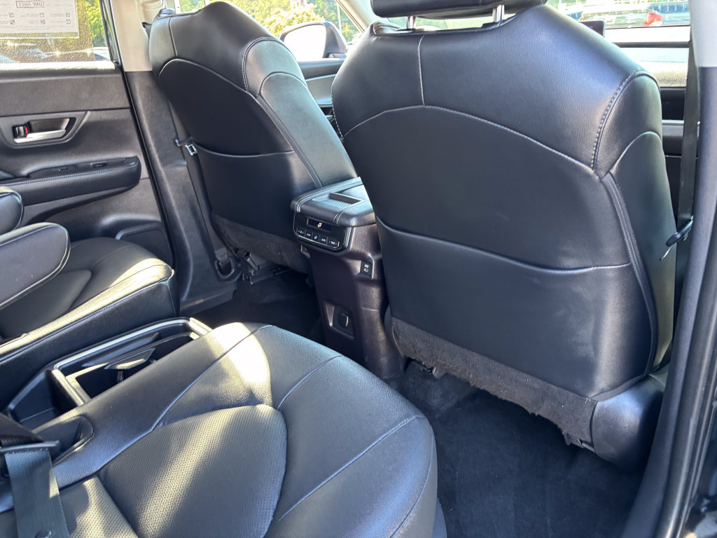 Certified 2025 Toyota Grand Highlander AWD image 43