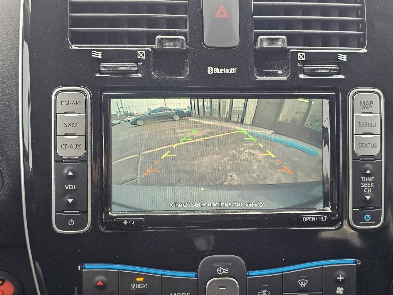 Used 2016 Nissan Leaf SV image 20