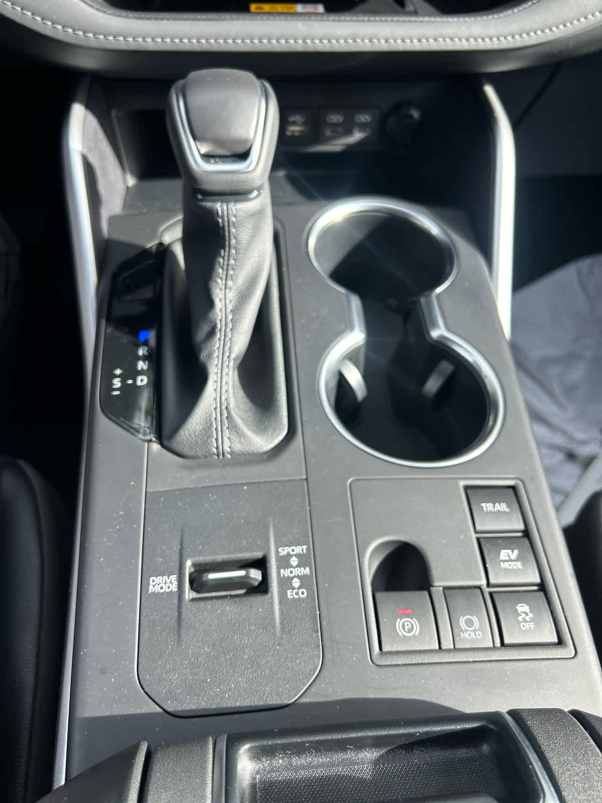 Used 2025 Toyota Highlander XLE image 15