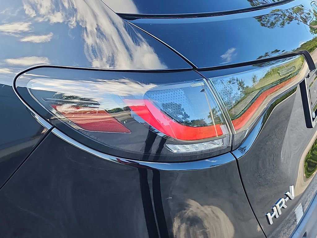 Used 2023 Honda HR-V Sport image 34