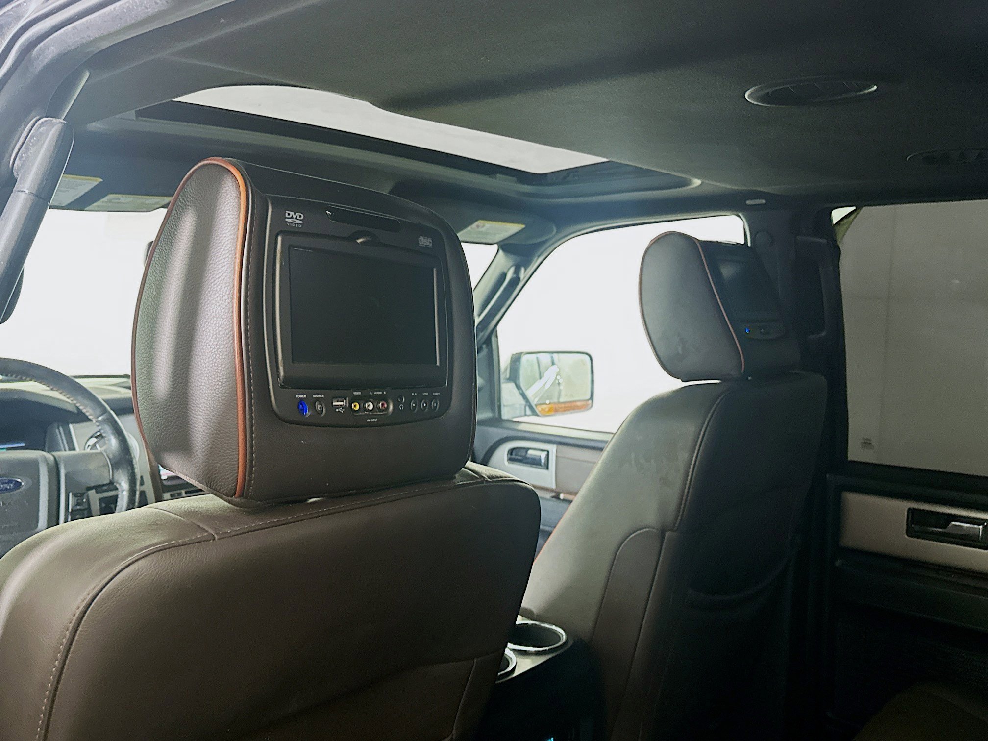 Used 2015 Ford Expedition King Ranch image 38