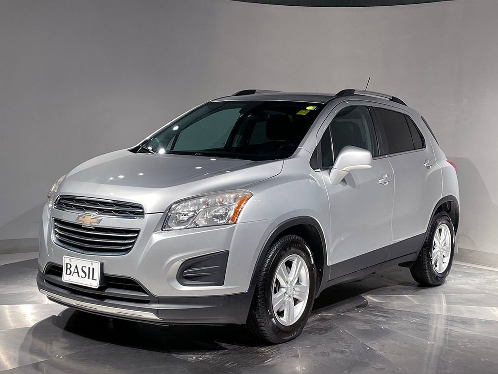 Used 2016 Chevrolet Trax LT w/ LT Convenience Package image 8