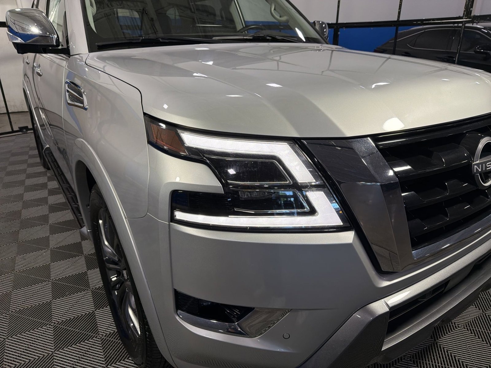 Used 2023 Nissan Armada Platinum w/ Captain's Chairs Package AWD/4WD image 21