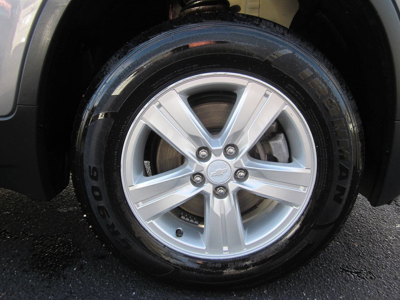 Used 2020 Chevrolet Trax LS image 9