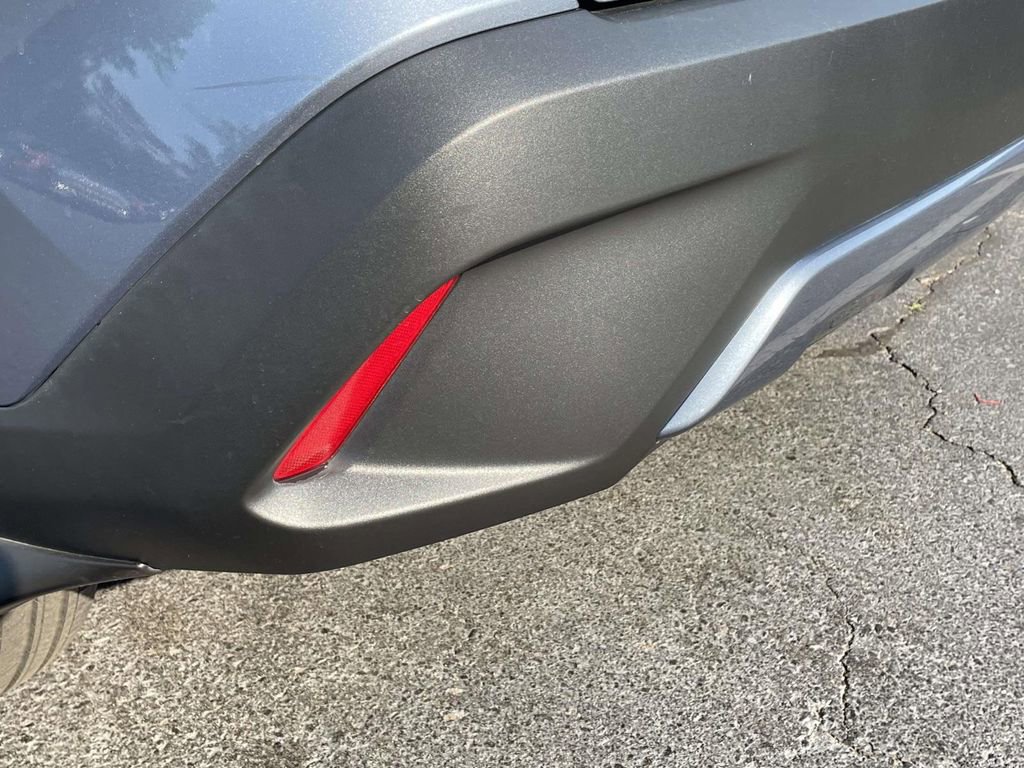 Used 2024 Toyota Corolla Cross LE FWD image 19