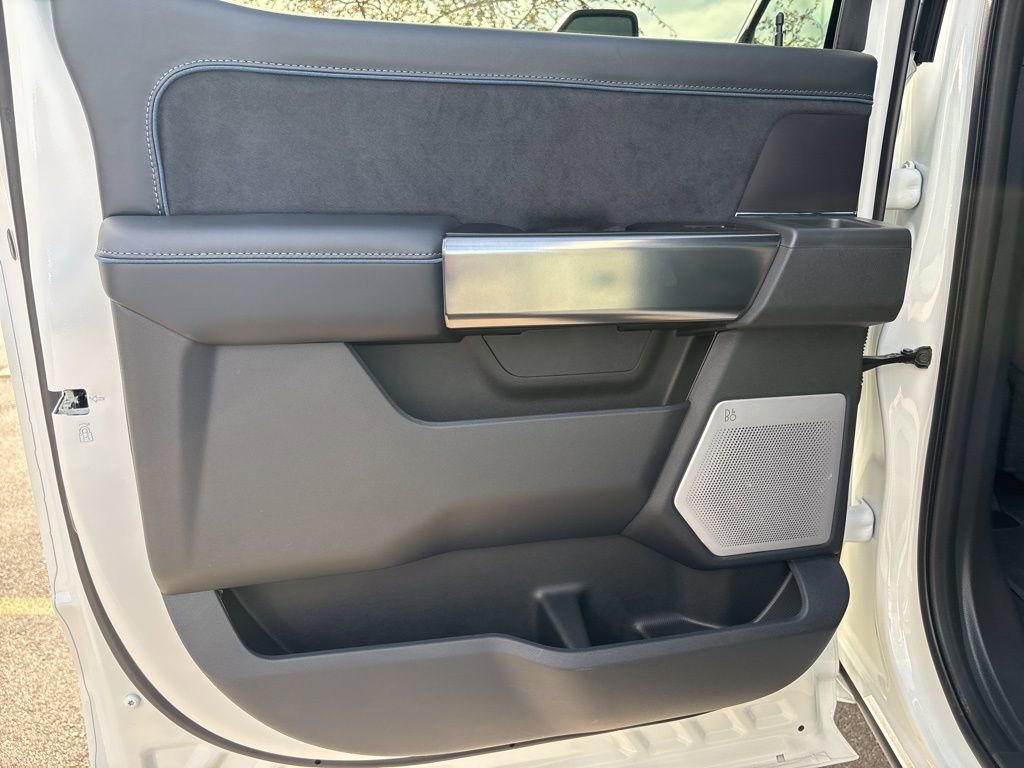 New 2026 Ford F350 Platinum image 40