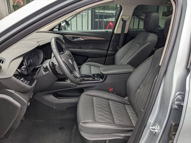 Used 2023 Buick Envision Avenir AWD/4WD image 9
