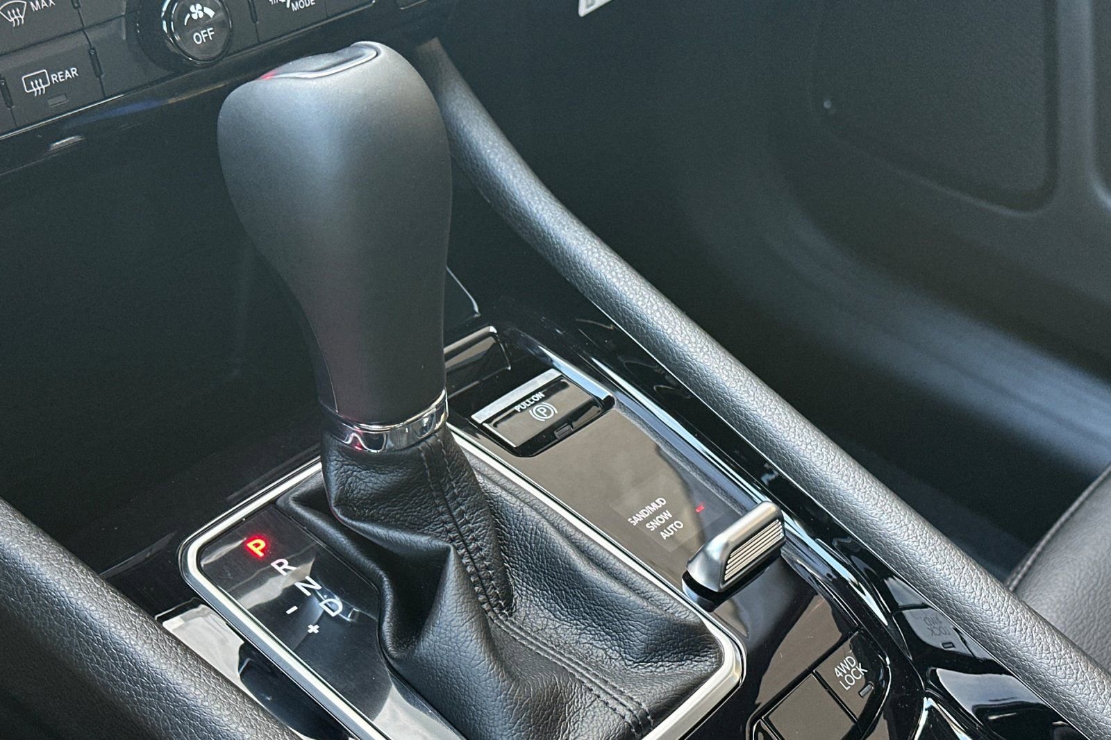 New 2026 Jeep Compass Latitude image 18