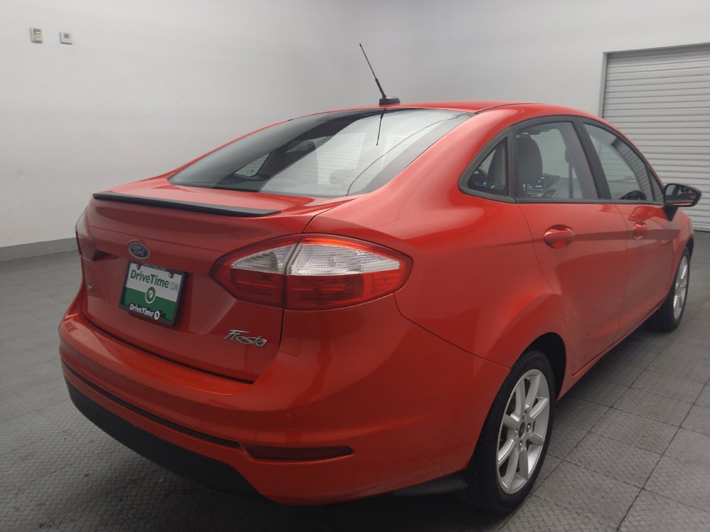 Used 2015 Ford Fiesta SE w/ Equipment Group 201A FWD image 9