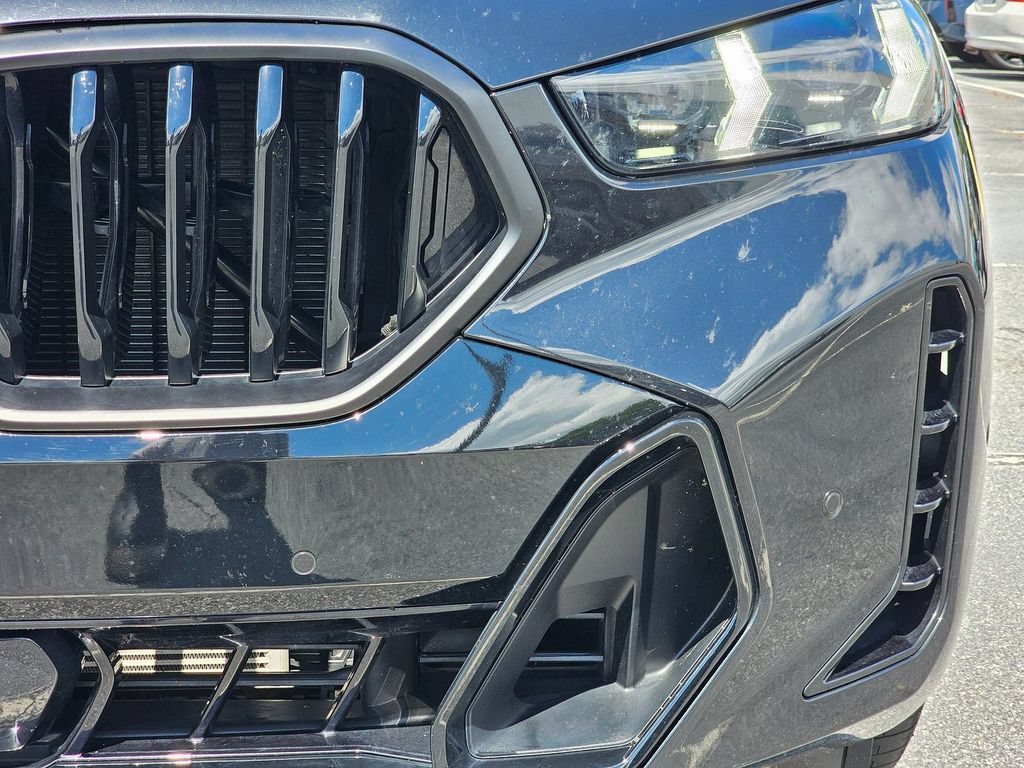 Certified 2026 BMW X6 xDrive40i w/ Executive Package AWD/4WD image 9