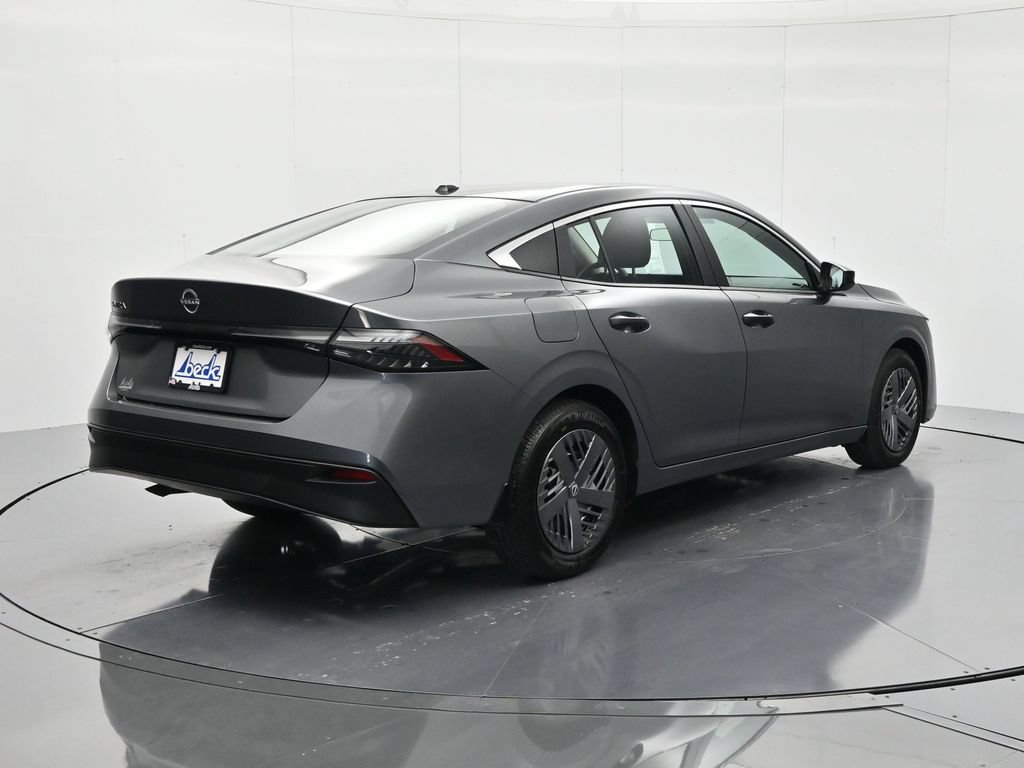 New 2026 Nissan Sentra S w/ S Cold Weather Package FWD image 5
