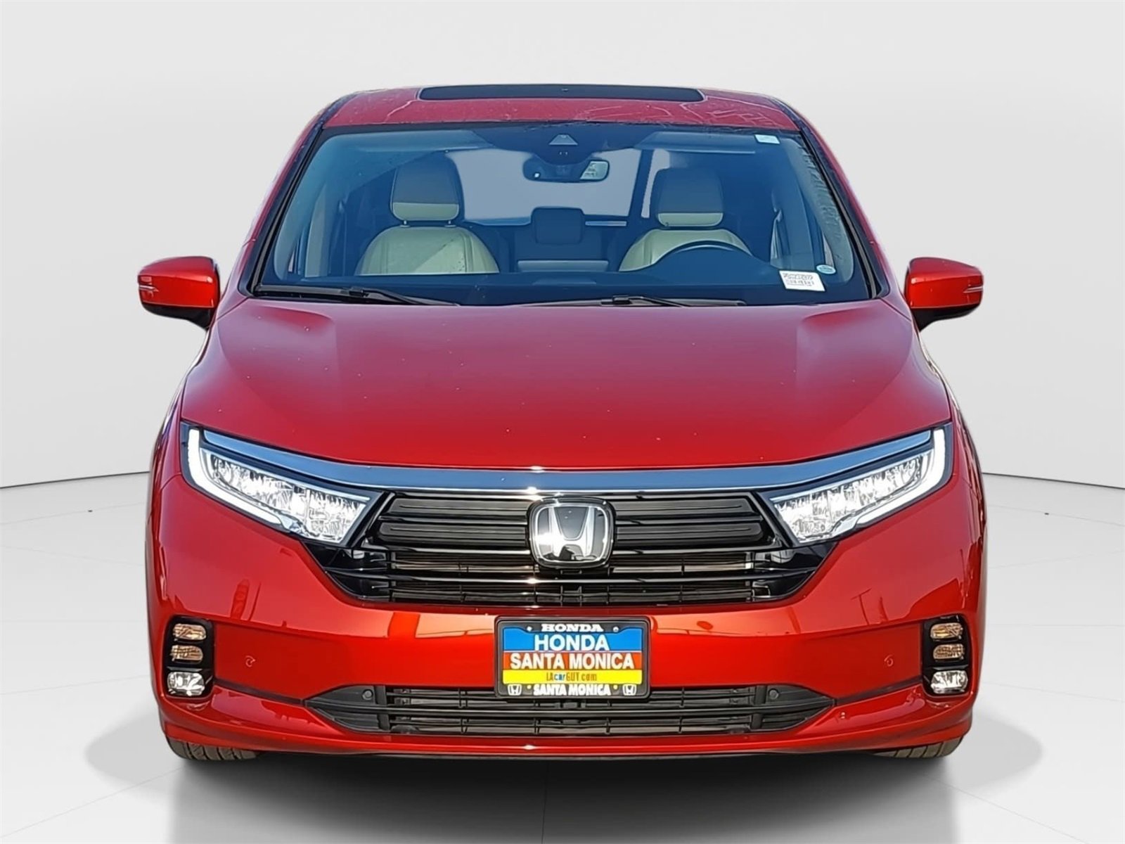 Used 2023 Honda Odyssey Elite image 2