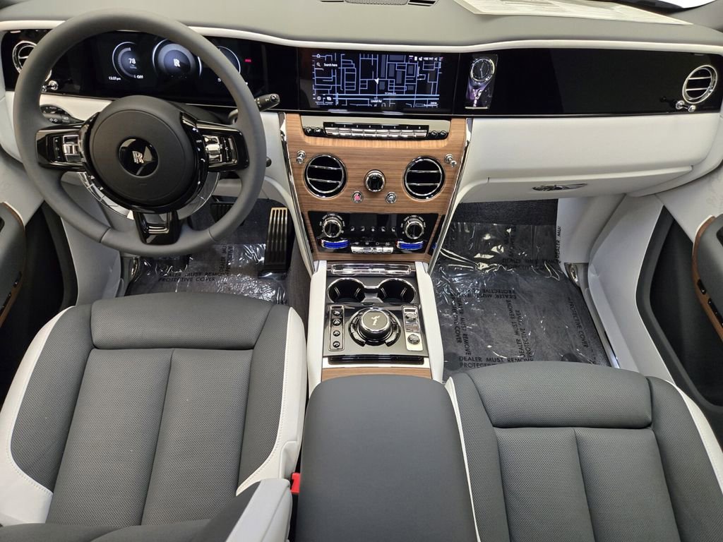 New 2026 Rolls-Royce Cullinan image 4