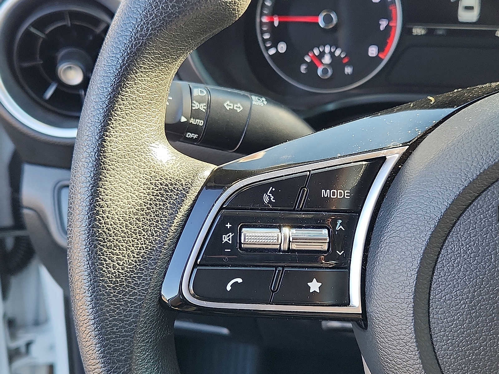 Used 2022 Kia Forte LXS w/ LXS Technology Package FWD image 20