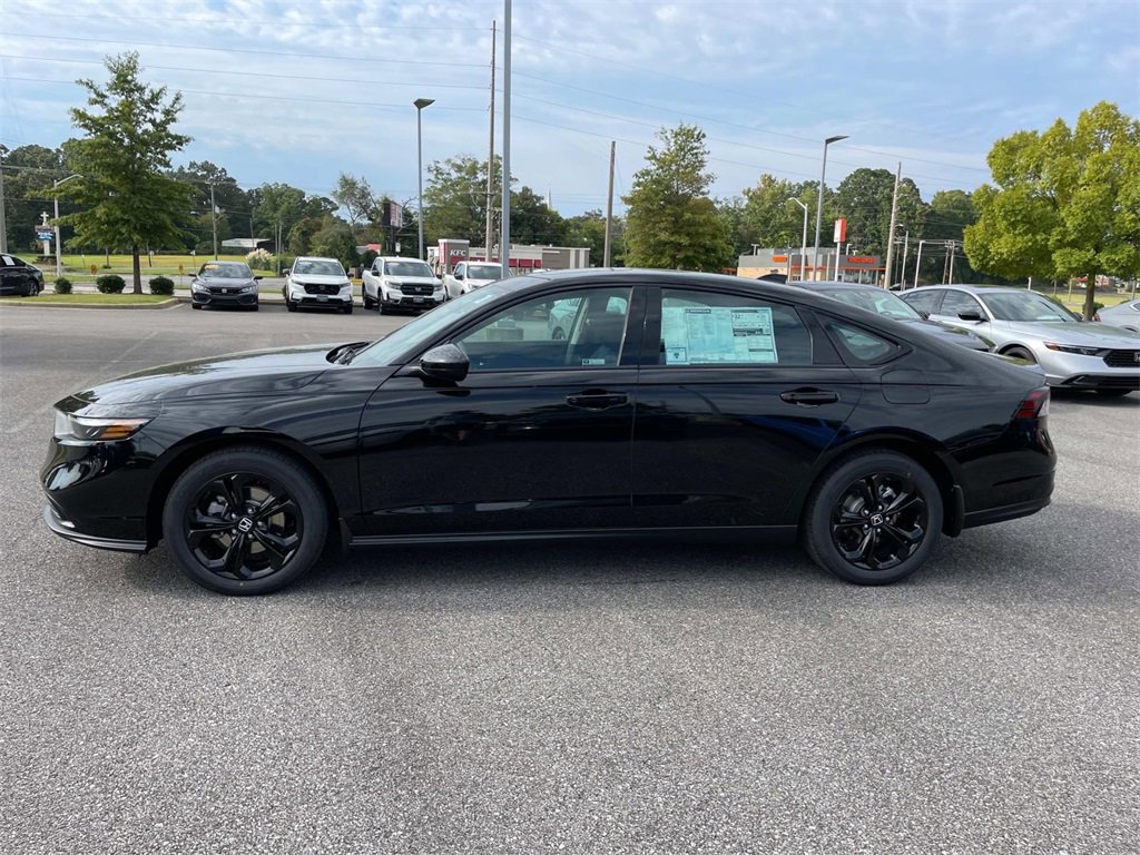 New 2025 Honda Accord SE image 6