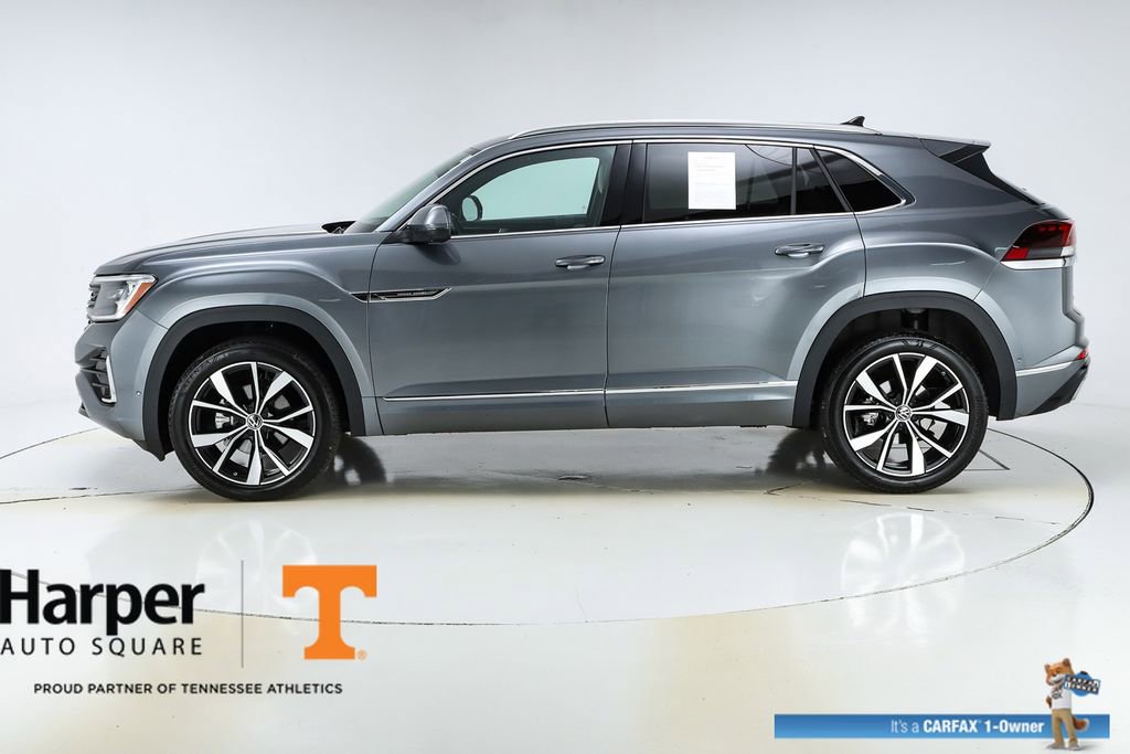 Used 2025 Volkswagen Atlas Cross Sport SEL Premium R-Line image 41