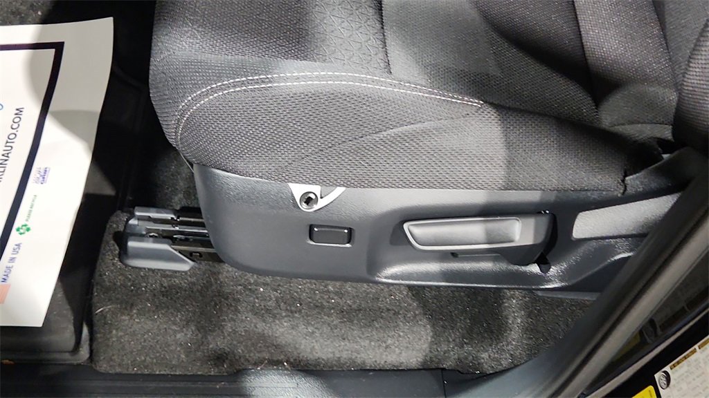 Used 2025 Toyota 4Runner SR5 image 16