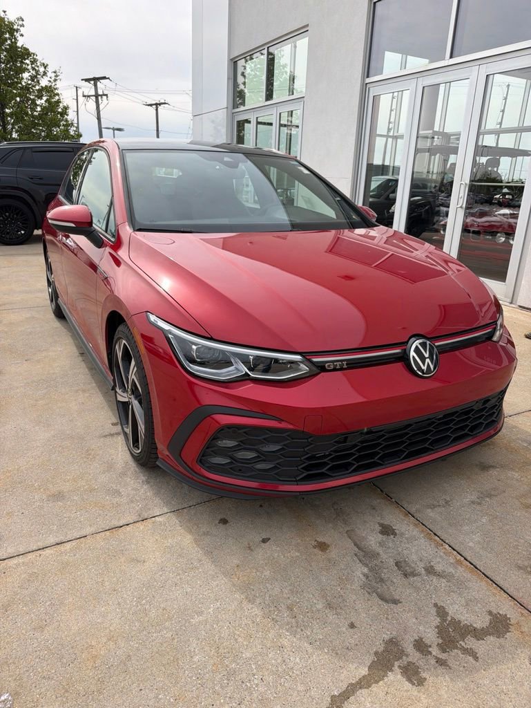 Used 2024 Volkswagen GTI SE w/ SE Leather Seats Package FWD image 1