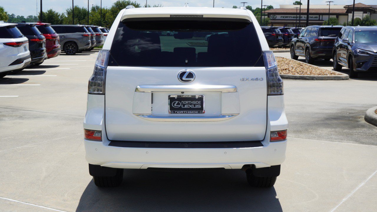 Certified 2022 Lexus GX 460 Luxury w/ Accessory Package AWD/4WD image 7