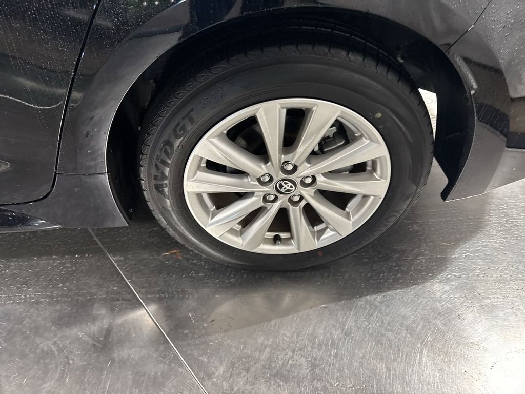 Used 2024 Toyota Corolla XLE image 12