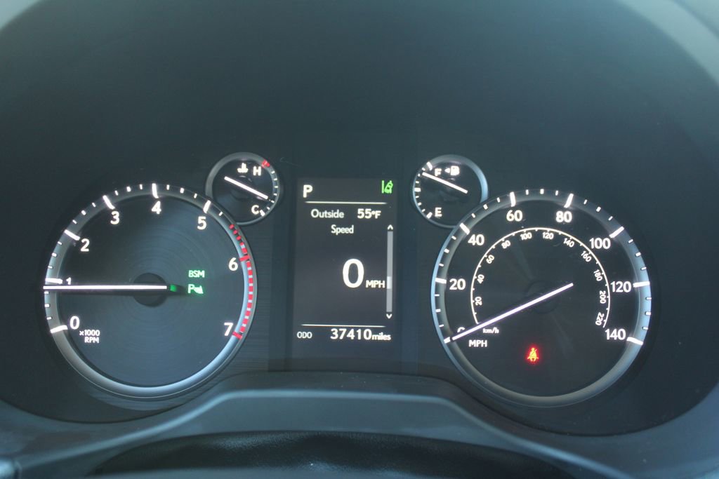 Used 2023 Lexus GX 460 Premium w/ Premium Package image 36