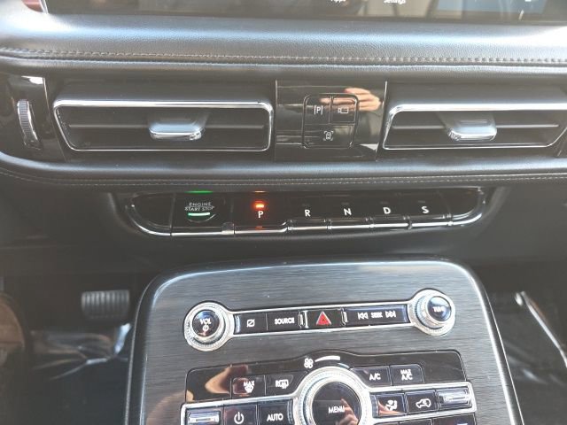 Used 2021 Lincoln Nautilus Reserve image 28